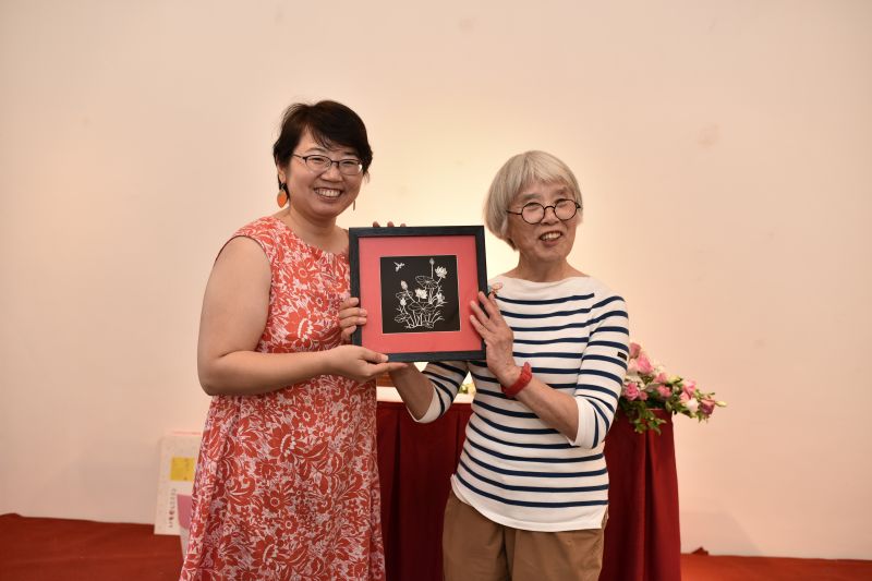 giao lưu với tác giả Nagano Hideko